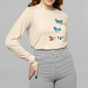 Five Butterflies Watercolor VTG Print Long Sleeve Graphic Tee T-shirt S M L XL